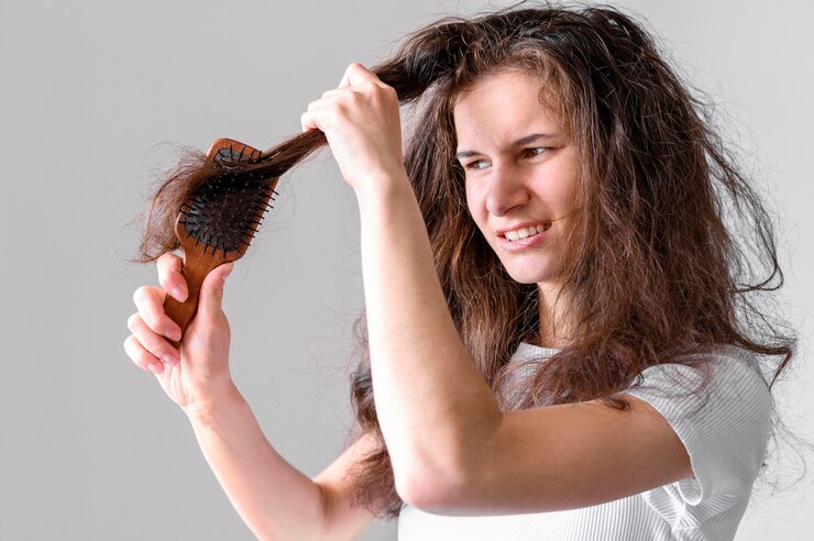 Astuces Pour Démêler vos Cheveux Naturellement et Sans Douleur